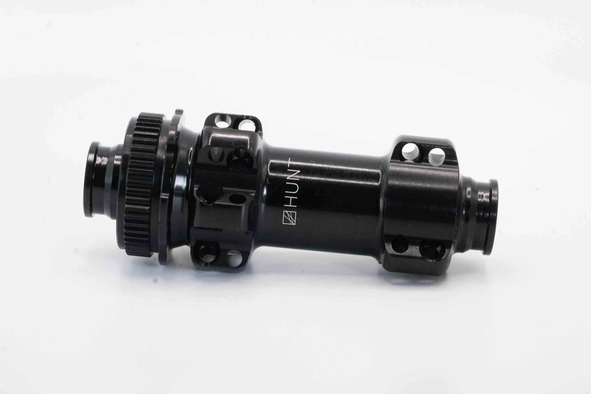 Front Hub H_Ratchet DBL 40T SL Disc Brake 18 Hole Black