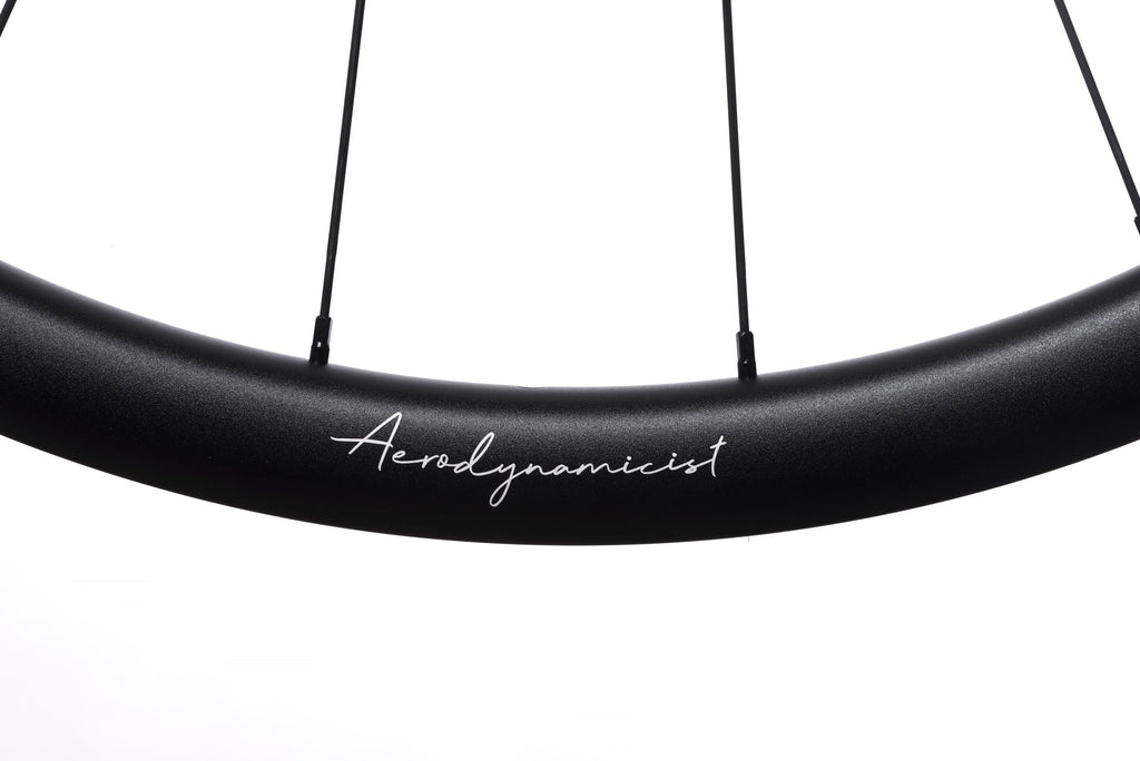 <h1>Wing Spokes</h1><i>After considerable testing across multiple spoke types (including analysis against competitor spokes), we found that the aerofoil profile of Pillar's Wing 20 spokes offer even further aerodynamic advantages over flat/bladed options.</i>