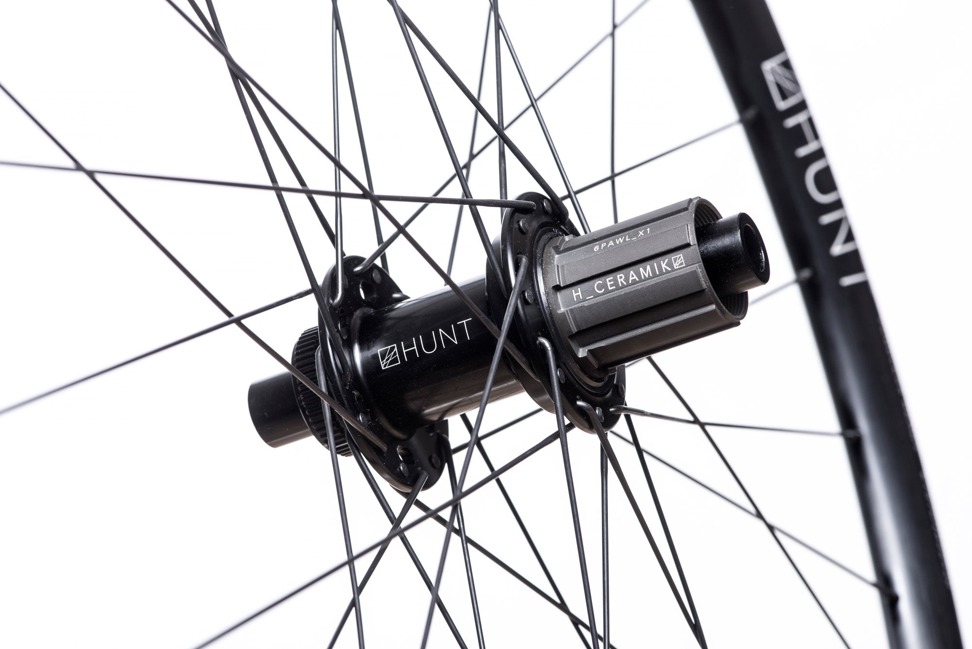 <html><h1>Freehub Body</h1><i>Durability is a theme for HUNT as time and money you spend fixing is time and money you cannot spend riding or upgrading your bikes. As a result, we've developed the <em>H_CERAMIK</em> coating to provide excellent durability and protect against cassette sprocket damage often seen on standard alloy freehub bodies.</i></html>