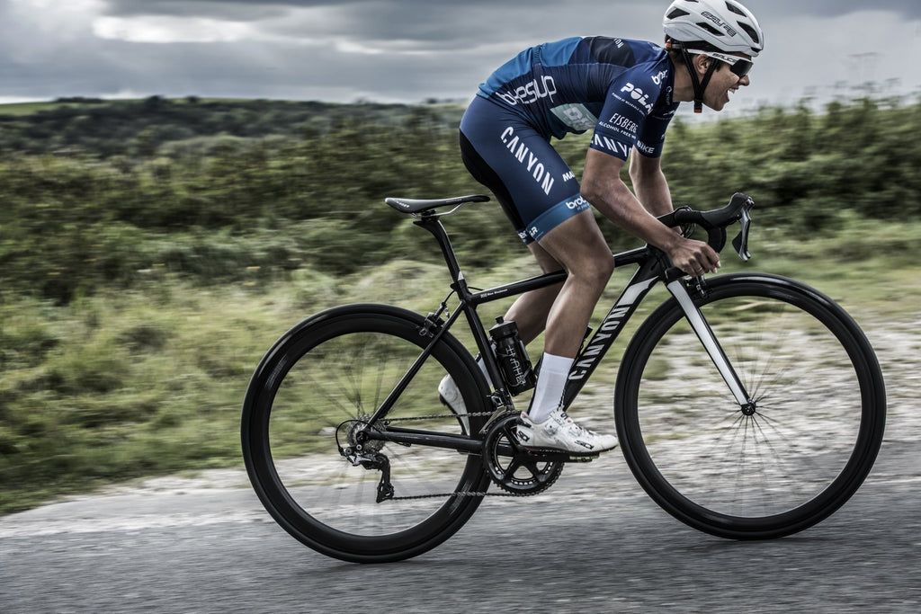 <h1>Weight</h1><i>The consequence of the fanatical attention to detail is an outstandingly light 1477g wheelset weight in a lightning fast stiff aero package. We've enjoyed free wheeling in the pack whilst all others are pedalling, is it cheating?</i>