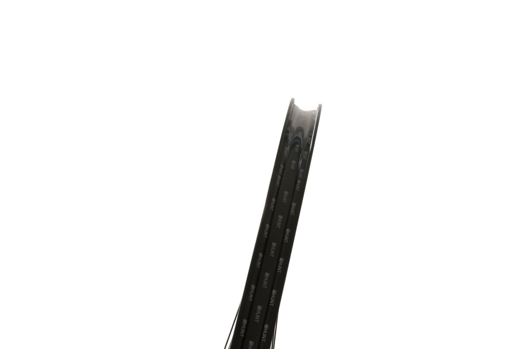 <h1>Rim Bed</h1><i>H-Lock is our tubeless-ready rim bed profile with up-kicks to the shoulders of the tubeless steps which help to create a great rim-well seal for first installation and easy sealing of tubeless tyres. The H-Lock profile also locks the beads in place more securely once seated. This is especially important when running lower pressures or riding off-road.</i>