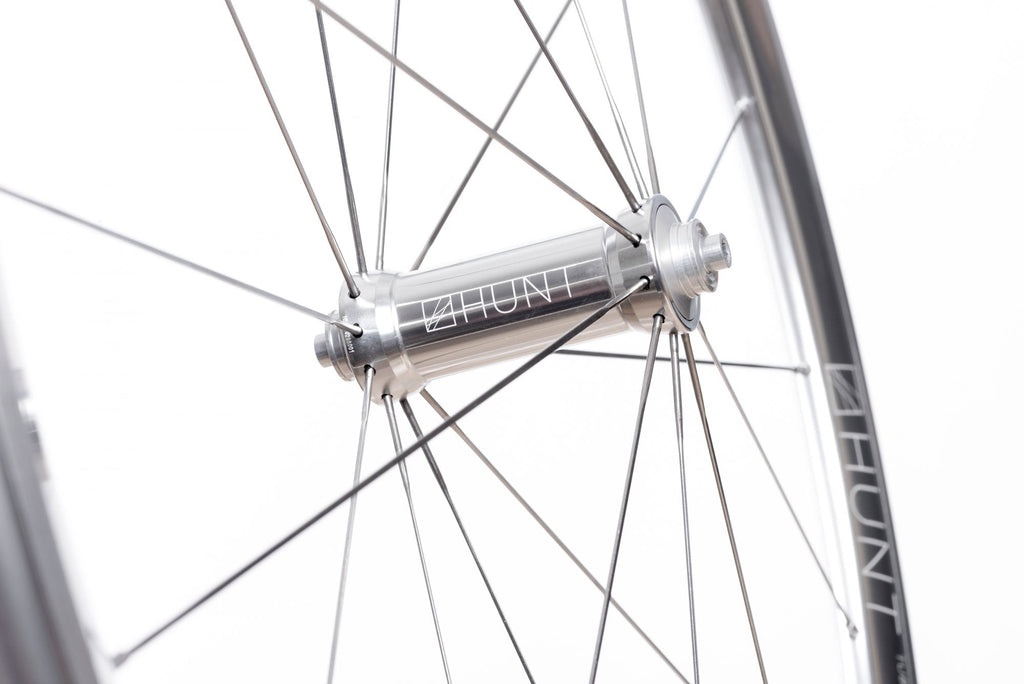 <h1>Bearings</h1><i>The heart of any wheel. Investing in them makes huge sense. We use high-grade precision smooth-rolling sealed cartridge bearings by Japanese experts EZO. This wheelset has three of the rear hub bearings upgraded to S&S low-friction LU/LB seals on the internal bearing face to further reduce rolling resistance whilst maintaining excellent sealing on the exposed faces.</i>