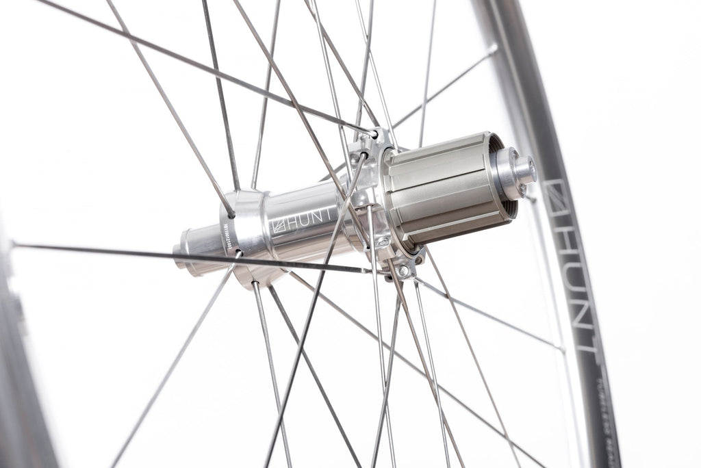 <h1>Freehub Body</h1><i>Featuring a 3 multi-point pawls with 3 teeth each and a 48 tooth ratchet ring results in an impressively low 7.5 degree engagement angle and excellent resistance to wear under heavy loads. The Sprint freehub has strong individual pawl springs which engage quicker. There is also a Steel Spline Insert re-enforcement to provide excellent durability against cassette sprocket damage often seen on standard alloy freehub bodies.</i>